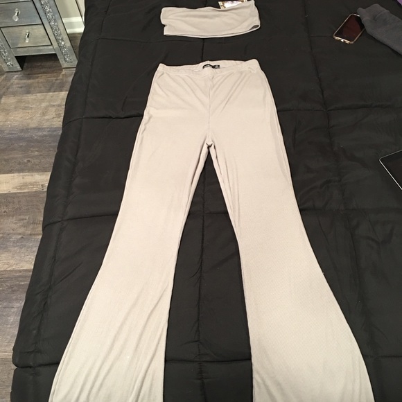 Boohoo Other - Bandeau Flare Pant Two Piece Set